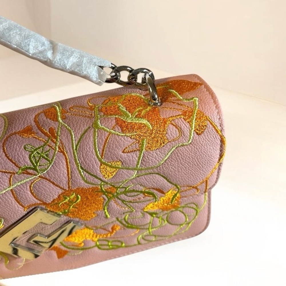 GH Haus Pink Leather Embroidered Purse 
Metal Chain Leather Strap For Crossbody